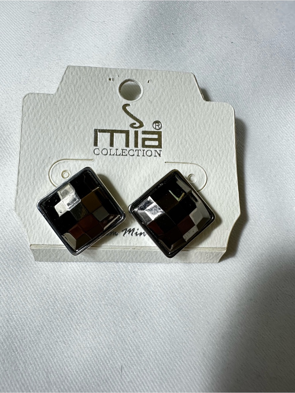 M42. MIA COLLECTION Black Faceted Square Stud Earrings Silver Tone